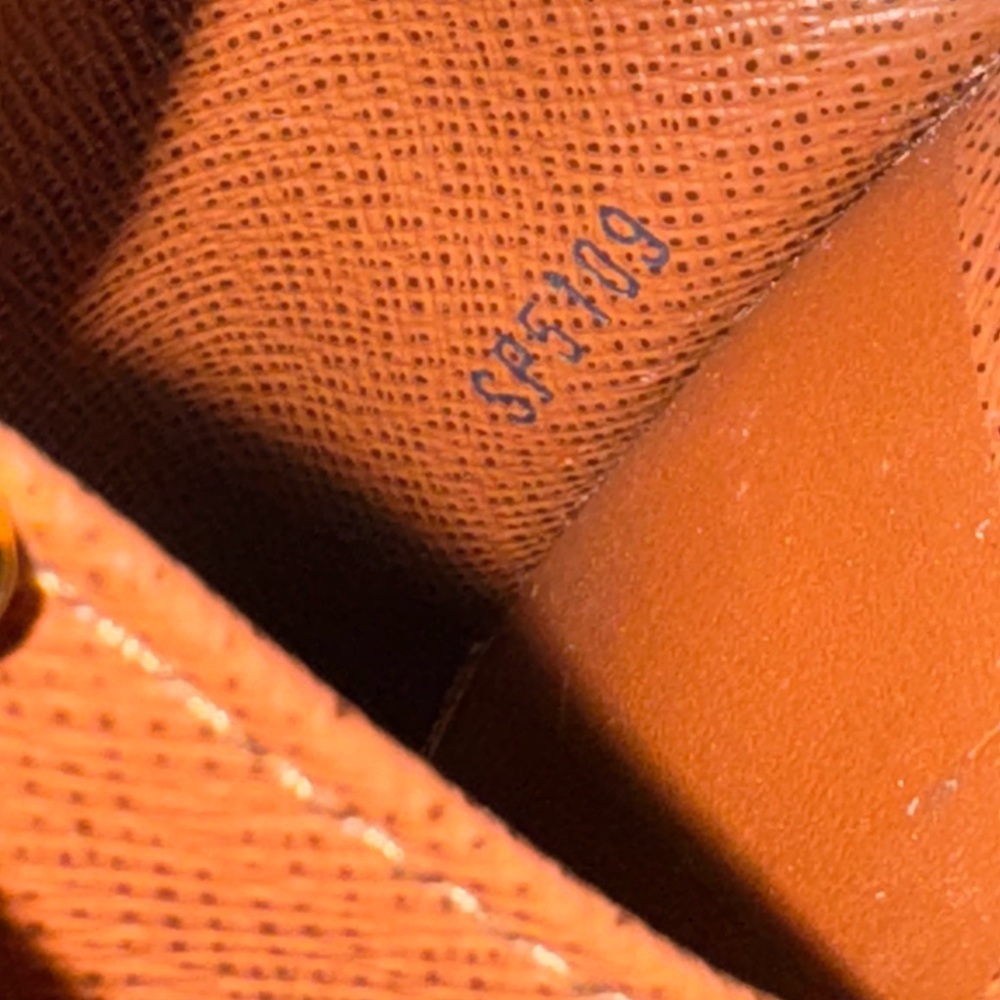 Louis Vuitton Key Holder Monogram Coated Canvas Leather Press-Stud Closure Brown - Picture 9 of 9